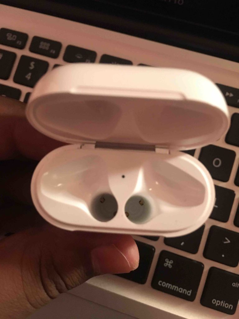 A look inside AirPods Case